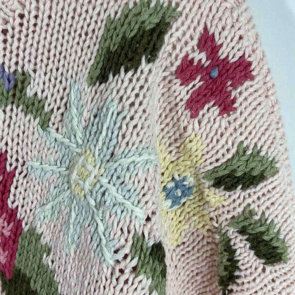 Cottage Core Pink Floral Sweater Size Medium - Picture 8 of 10